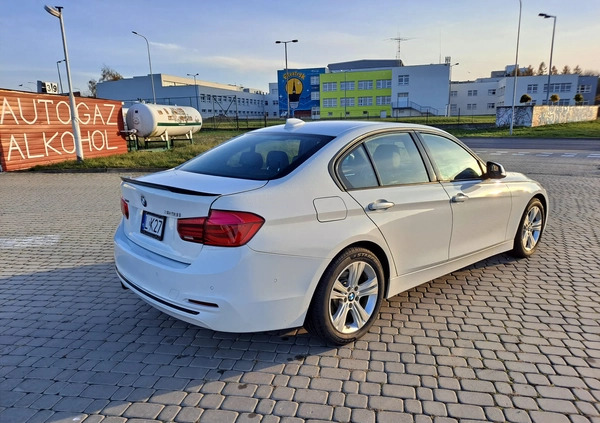 BMW Seria 3 cena 72999 przebieg: 141500, rok produkcji 2016 z Zamość małe 137